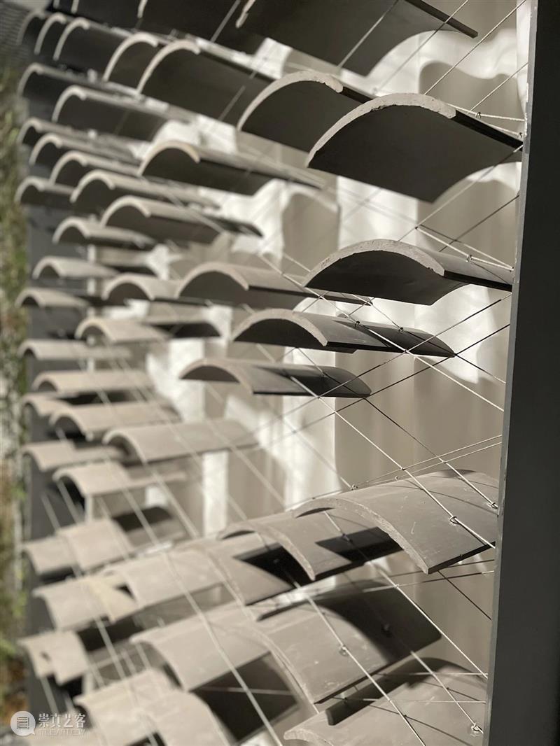 五感的建筑|紫砂、竹条、石砾…从“触觉”出发,感受隈研吾的建筑语言 上海复星艺术中心 隈研吾 五感 建筑 触觉 紫砂 语言 石砾 现场 上海复星艺术中心 木头 崇真艺客